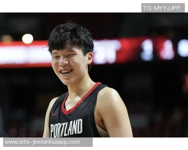 湖记盛赞杨瀚森潜力无限只待身体素质提升成就未来